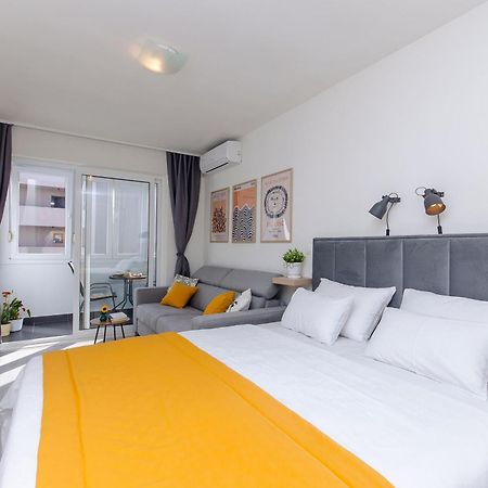 Side By Side Apartments Σπλιτ Εξωτερικό φωτογραφία