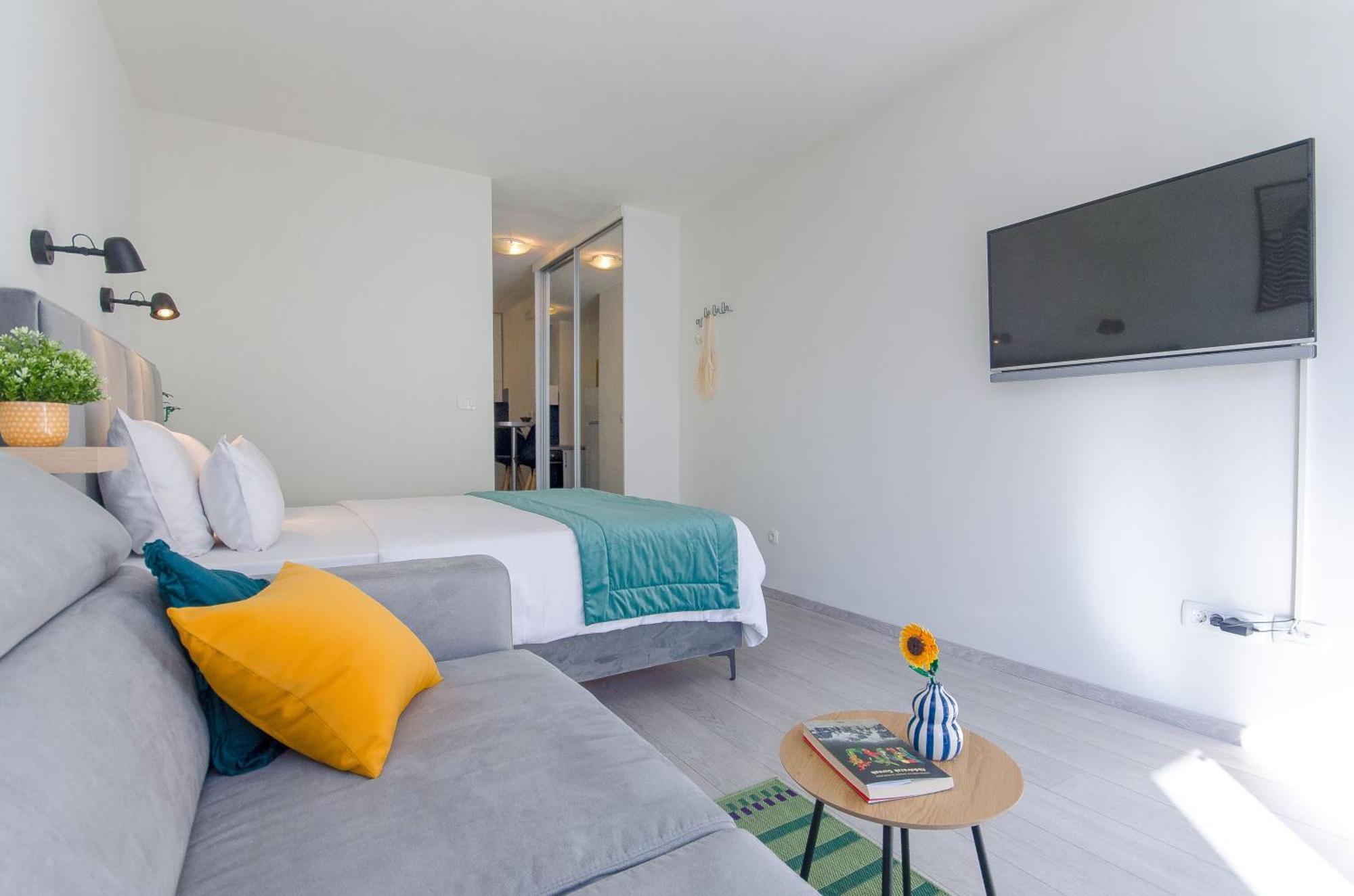 Side By Side Apartments Σπλιτ Εξωτερικό φωτογραφία